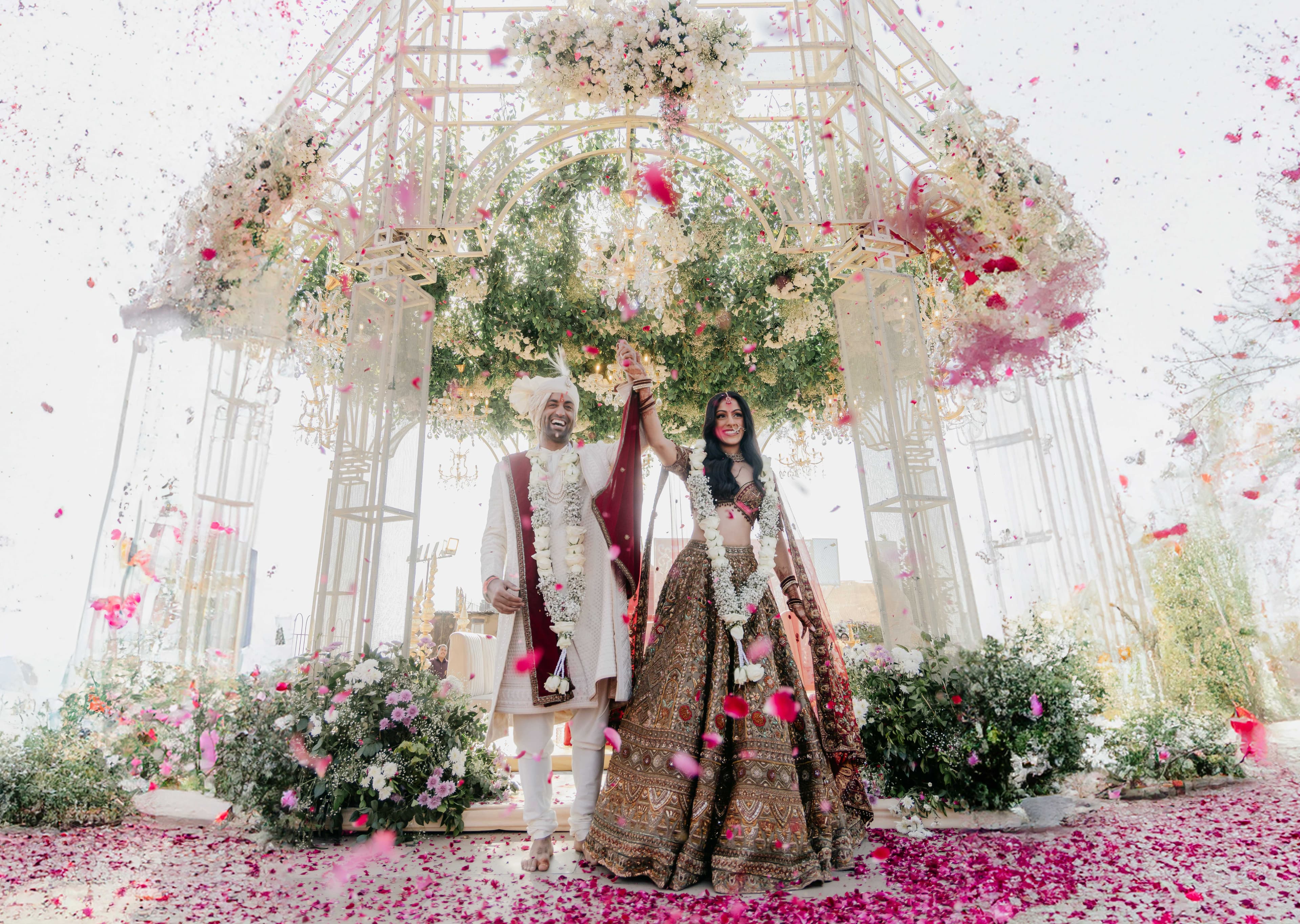 Wedding photography banner showing couple and creative visuals